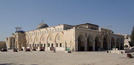 israeli army stormed al aqsa mosque
